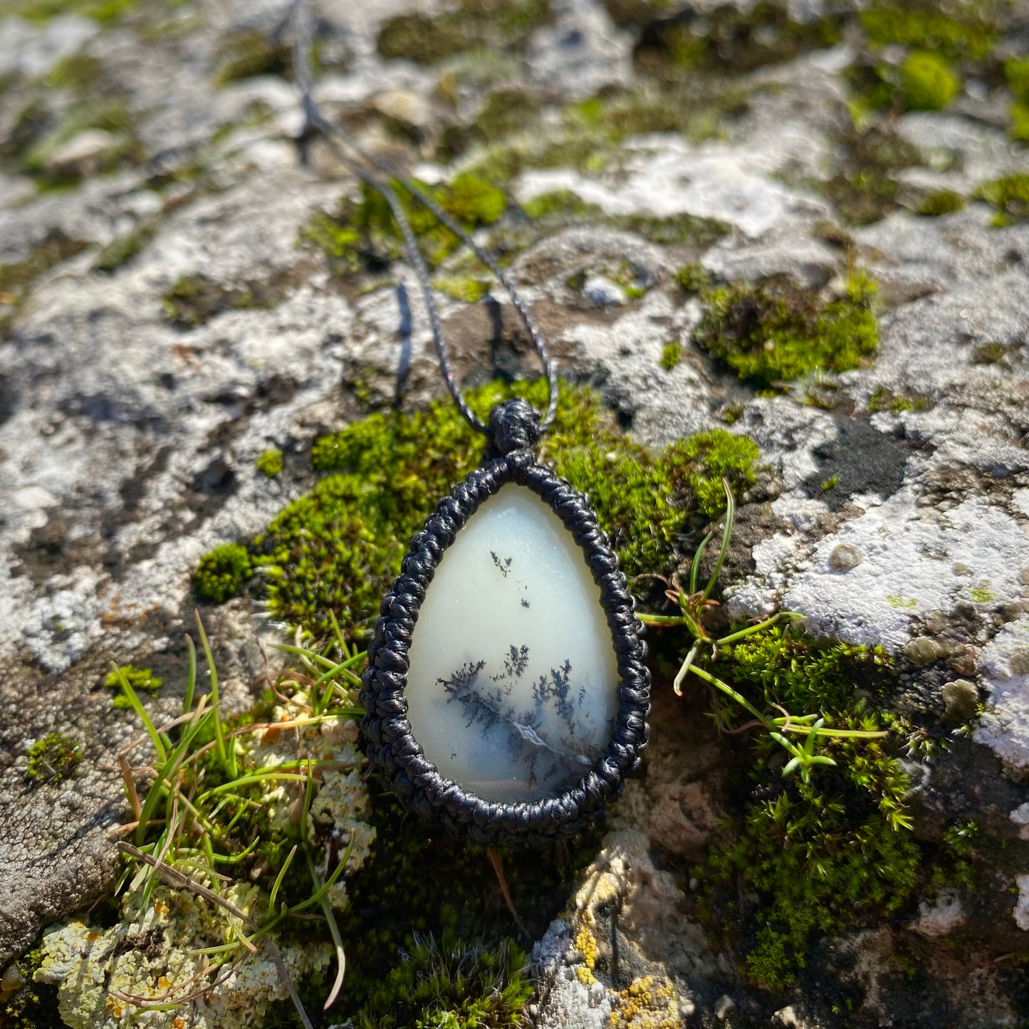 Dendrite Agate Macrame Necklace