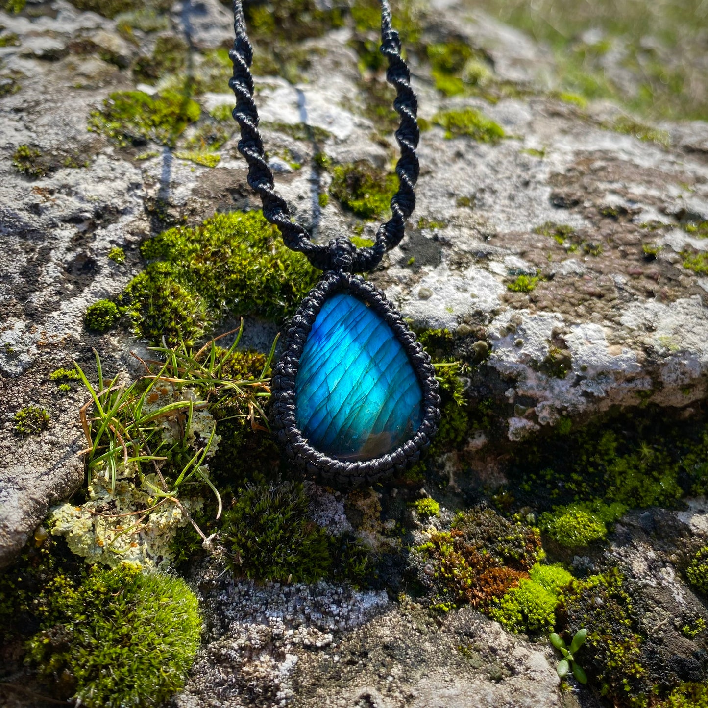 Labradorite Macrame Necklace