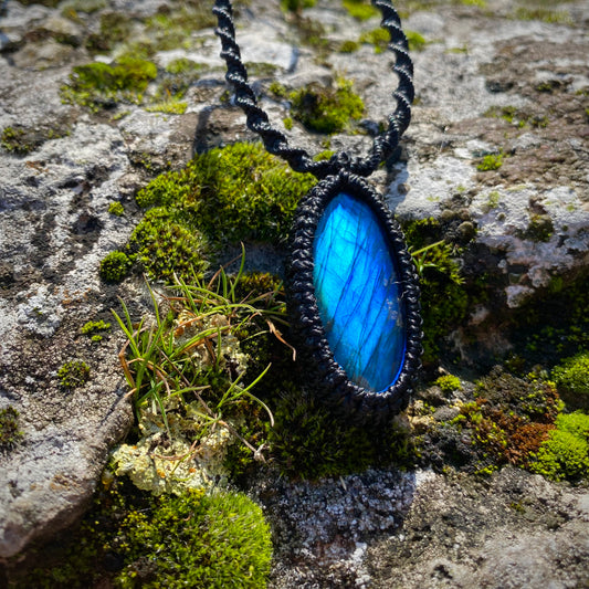 Labradorite Macrame Necklace