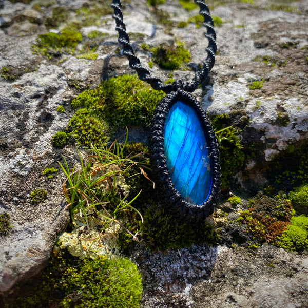Labradorite Macrame Necklace